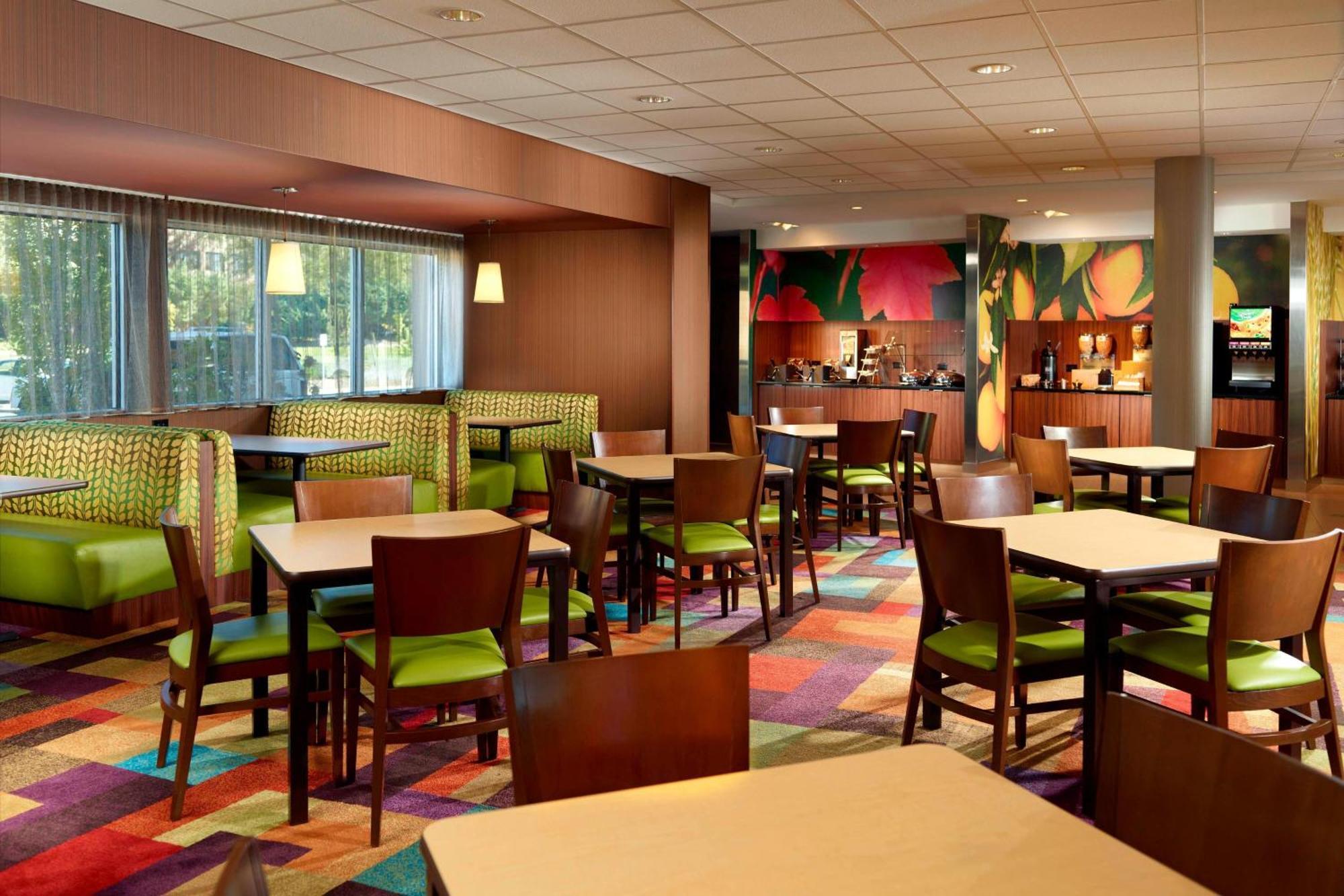 Fairfield Inn & Suites By Marriott Fayetteville North Bagian luar foto