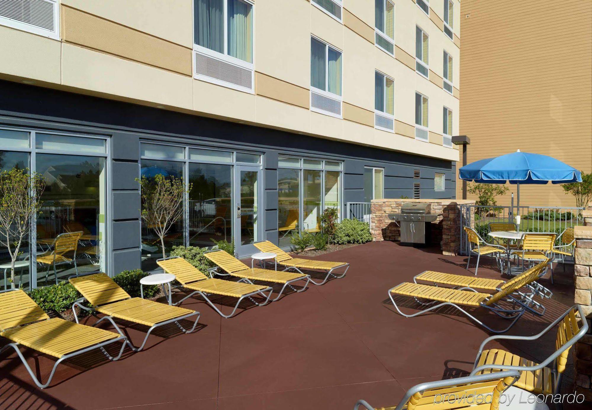 Fairfield Inn & Suites By Marriott Fayetteville North Bagian luar foto